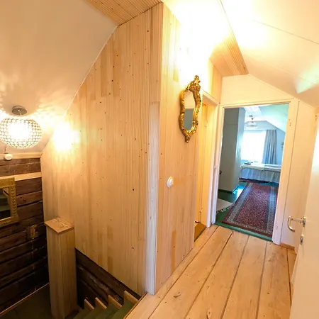 Konukevi Vaehaehiiden Kartano Hämeenlinna