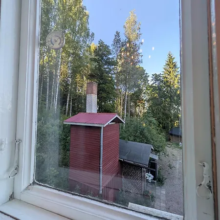 Konukevi Vaehaehiiden Kartano *