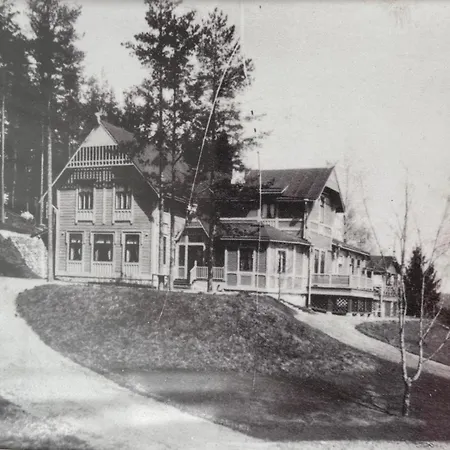 Vaehaehiiden Kartano Konukevi Hämeenlinna